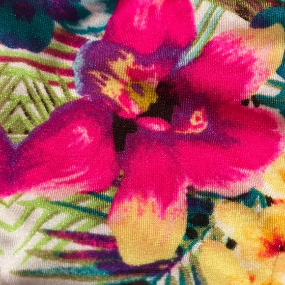 Victoria’s Secret print Bikini double push-up! - Picture 5 of 16